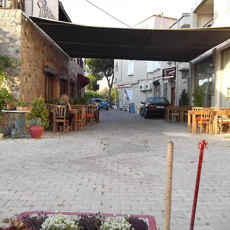 Πανσιόν Second Spring
